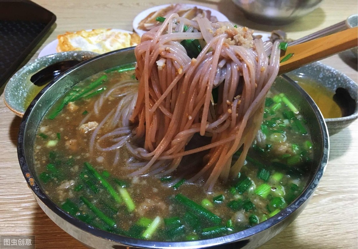 一篇文章带你了解透云南米线！强推