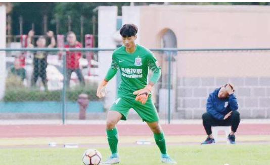 申花后防新星即将复出,申花守门员彭鹏