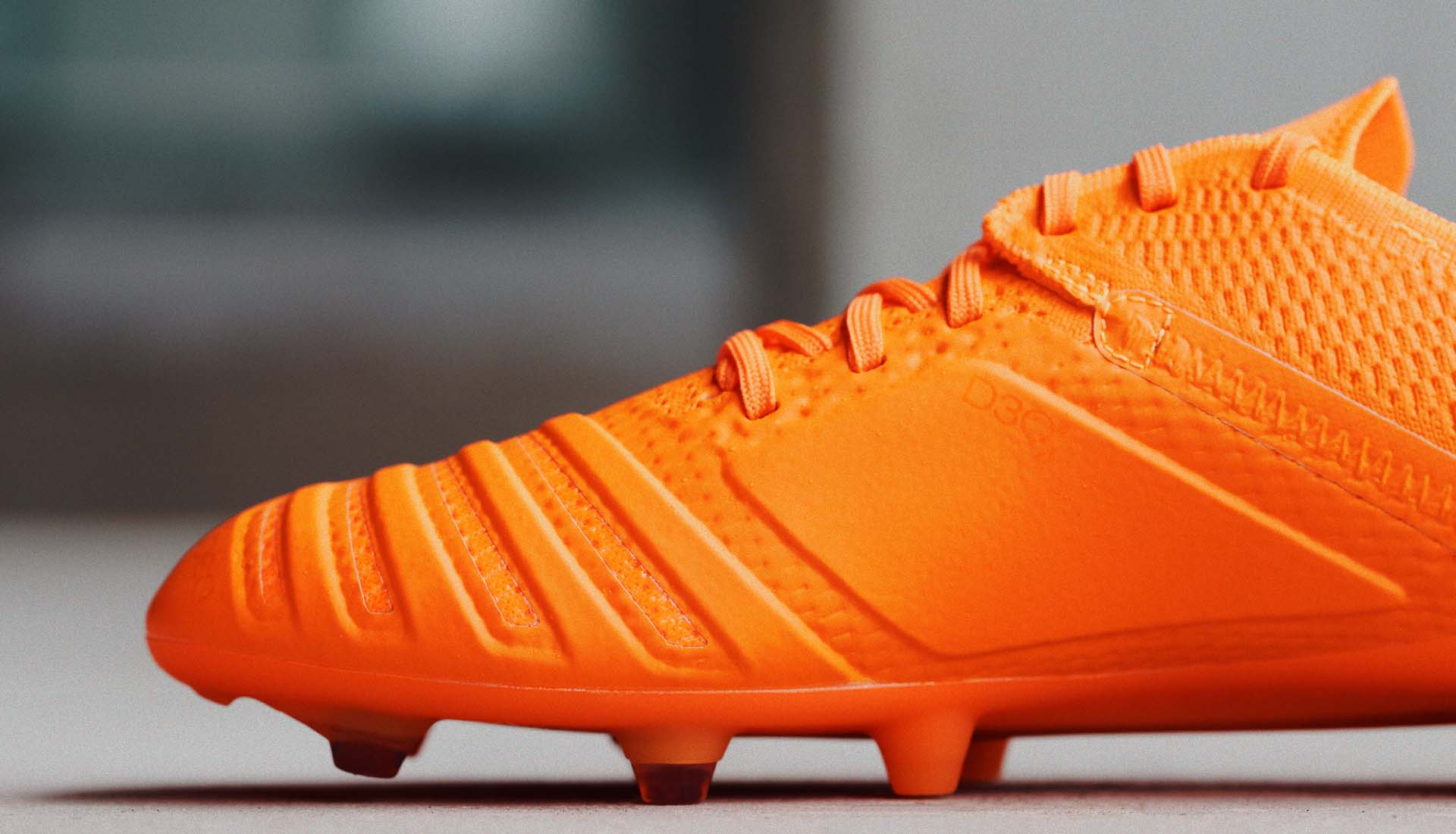 umbro足球鞋黑,umbro足球鞋评测