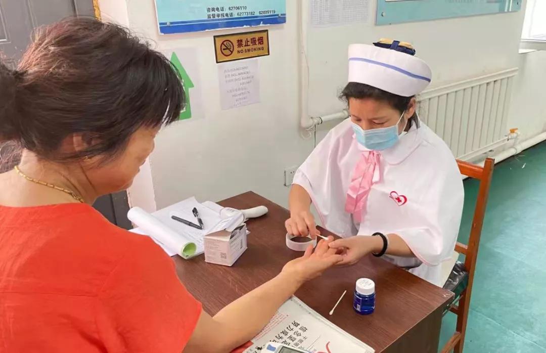 关爱健康公益报道,关爱市民健康义诊活动