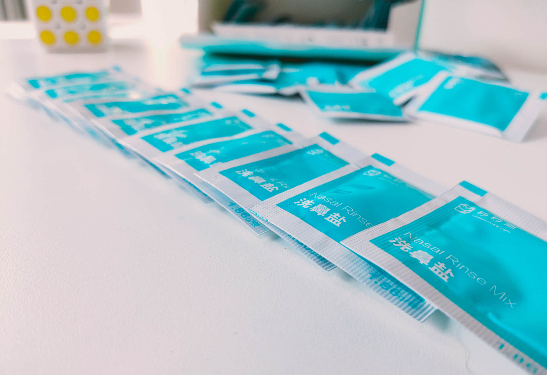 鼻塞用哪种电动洗鼻器效果好,鼻炎洗鼻器电动还是手动