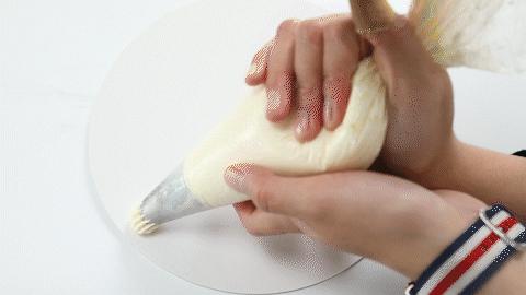 超级评测|12款淡奶油哪款淡奶油夏季打发更稳定？