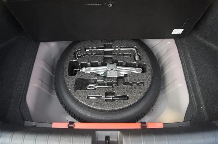 10万左右思域,10万买思域能买几年的