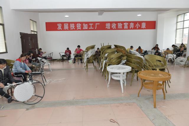 脱贫攻坚致富路,富源县就业扶贫工作