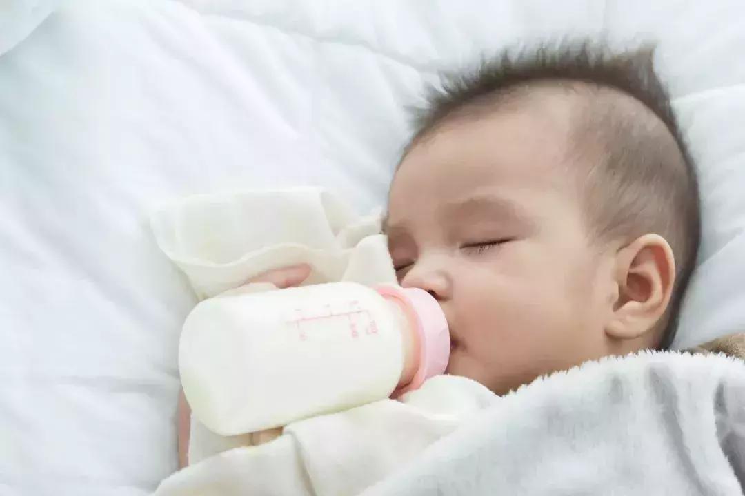 妈妈母乳喂养的100个难题,让妈妈最苦恼的是什么