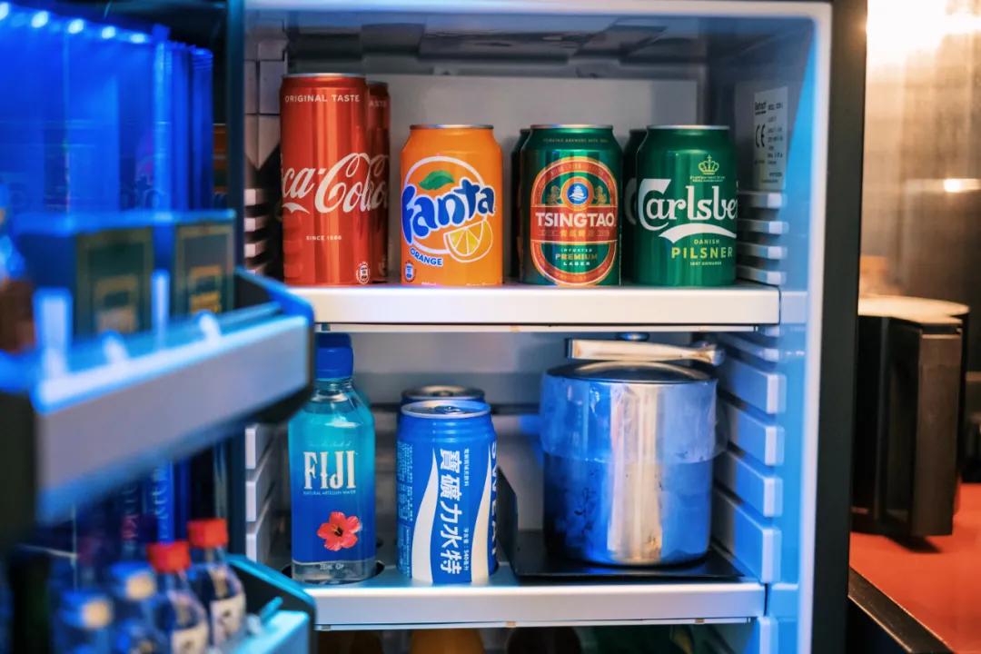 200块钱住北京,200块住酒店吃大餐