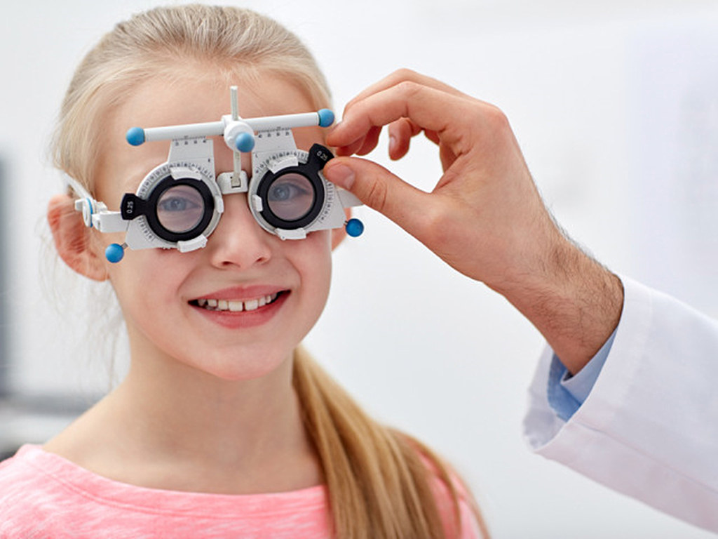 哈勃望远镜700,发明哈勃望远镜