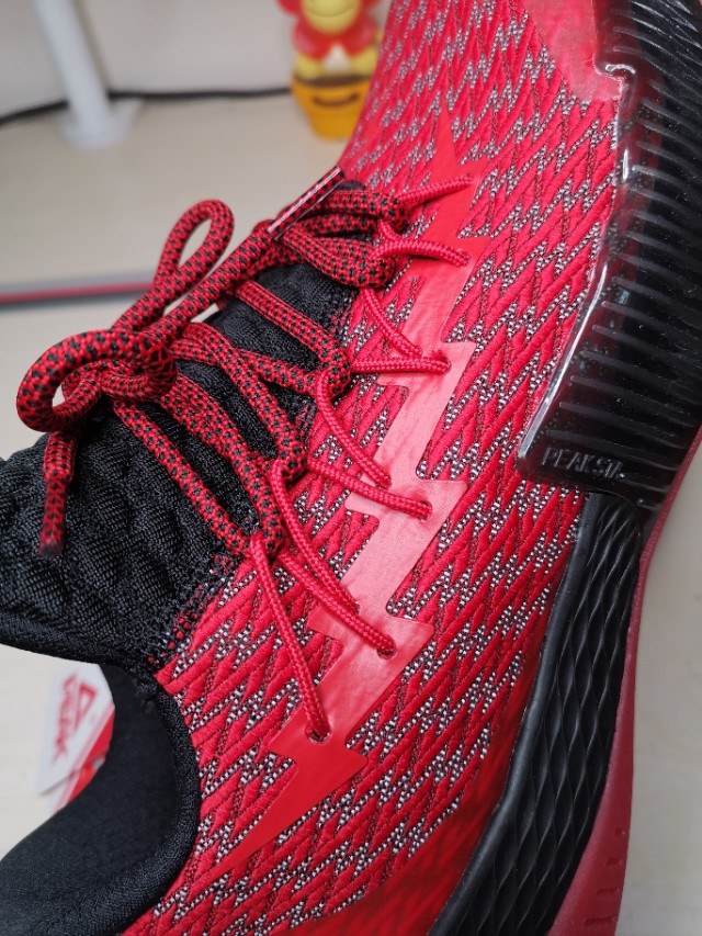 国货当自强最佳第六人战靴匹克闪电开箱