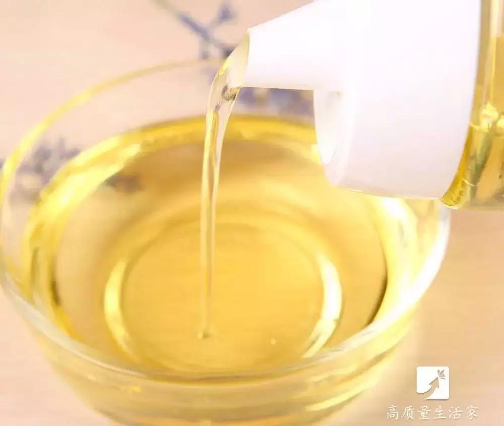 十种食物比地沟油还危险,地沟油长期使用危害