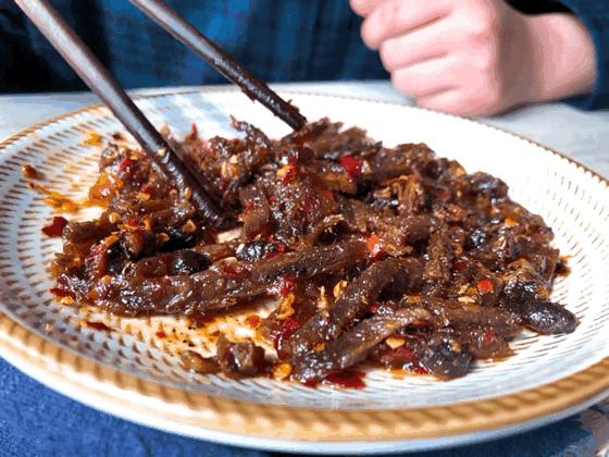 好吃到舔指头！咬上一口，肉汁儿四溢，满足到飘起来