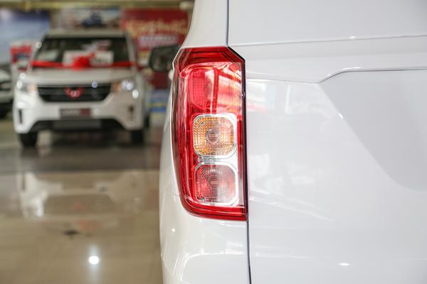 推荐五菱宏光1.5LS舒适型，空间大，性价比高