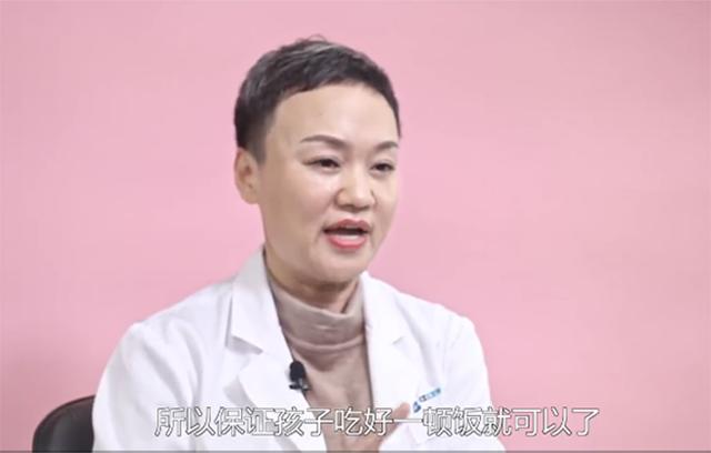 什么时候一天添2次辅食,儿科医生辅食