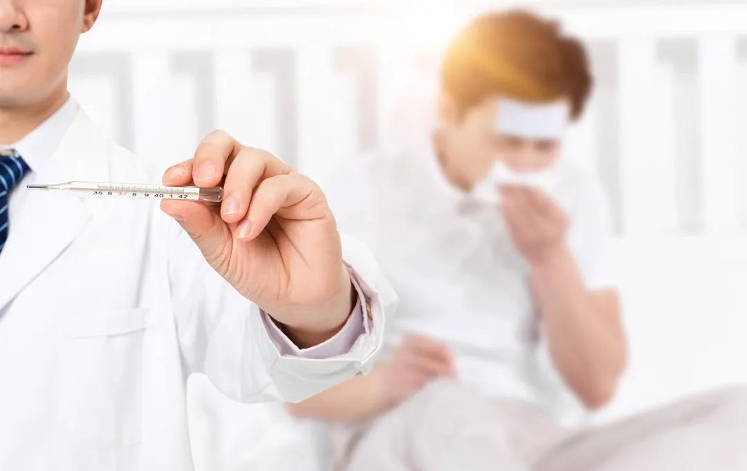 77岁老人老是不明原因发烧,75岁老人发烧反反复复怎么回事