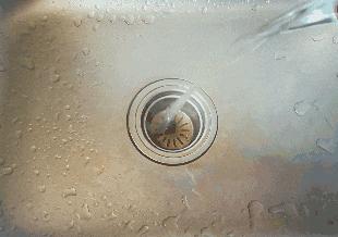 这些不靠谱的护肤方式你可别乱试,这些烂脸护肤误区你可千万不要犯