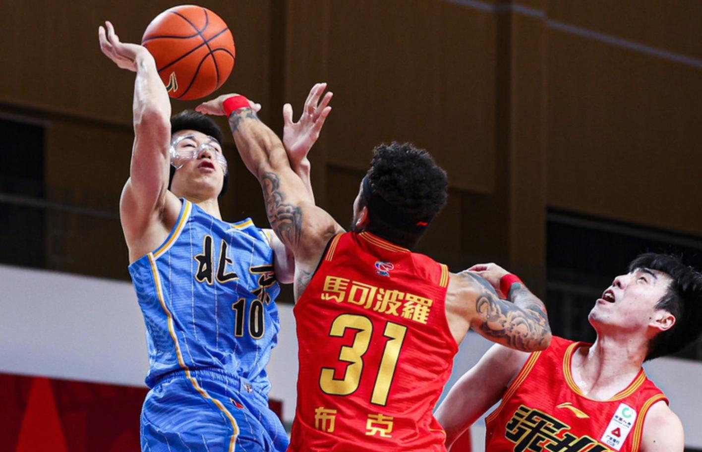 首钢37岁老将,nba32岁老将续约