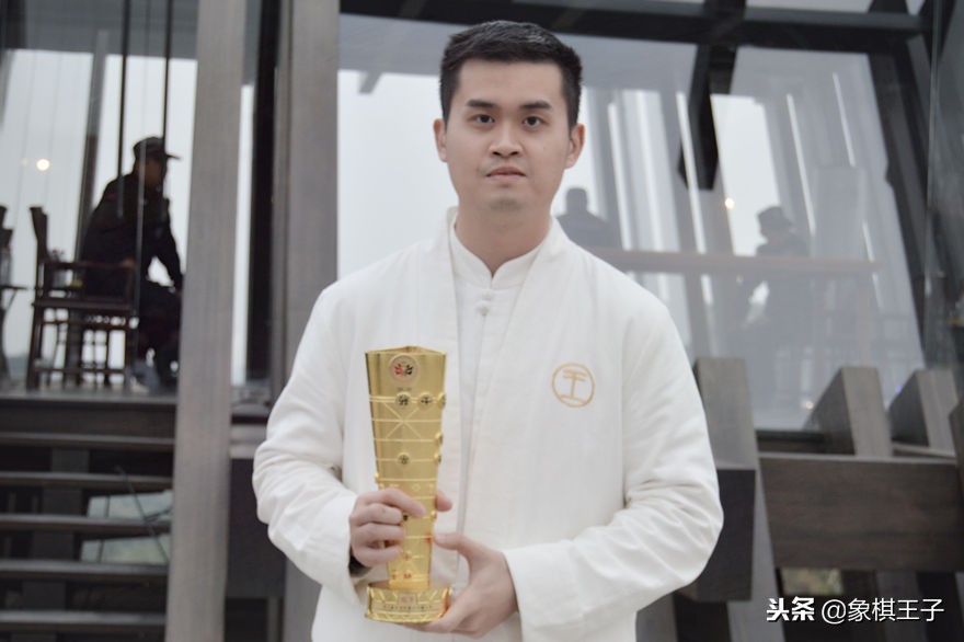 中国象棋王天一与蒋川比赛视频,许银川讲解2015王天一vs吕钦