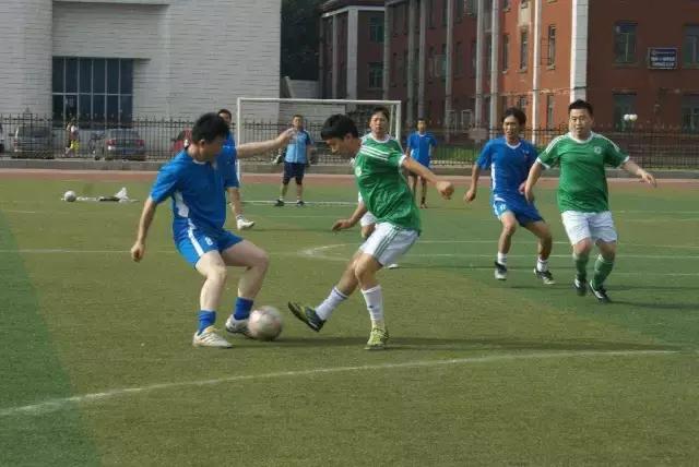 足球射门技巧小学生,足球点球射门小技巧