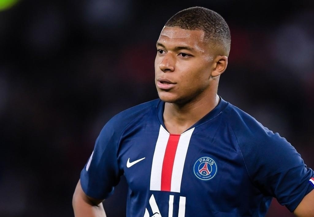 fifa21c罗和梅西,fifa20梅西能力值数据