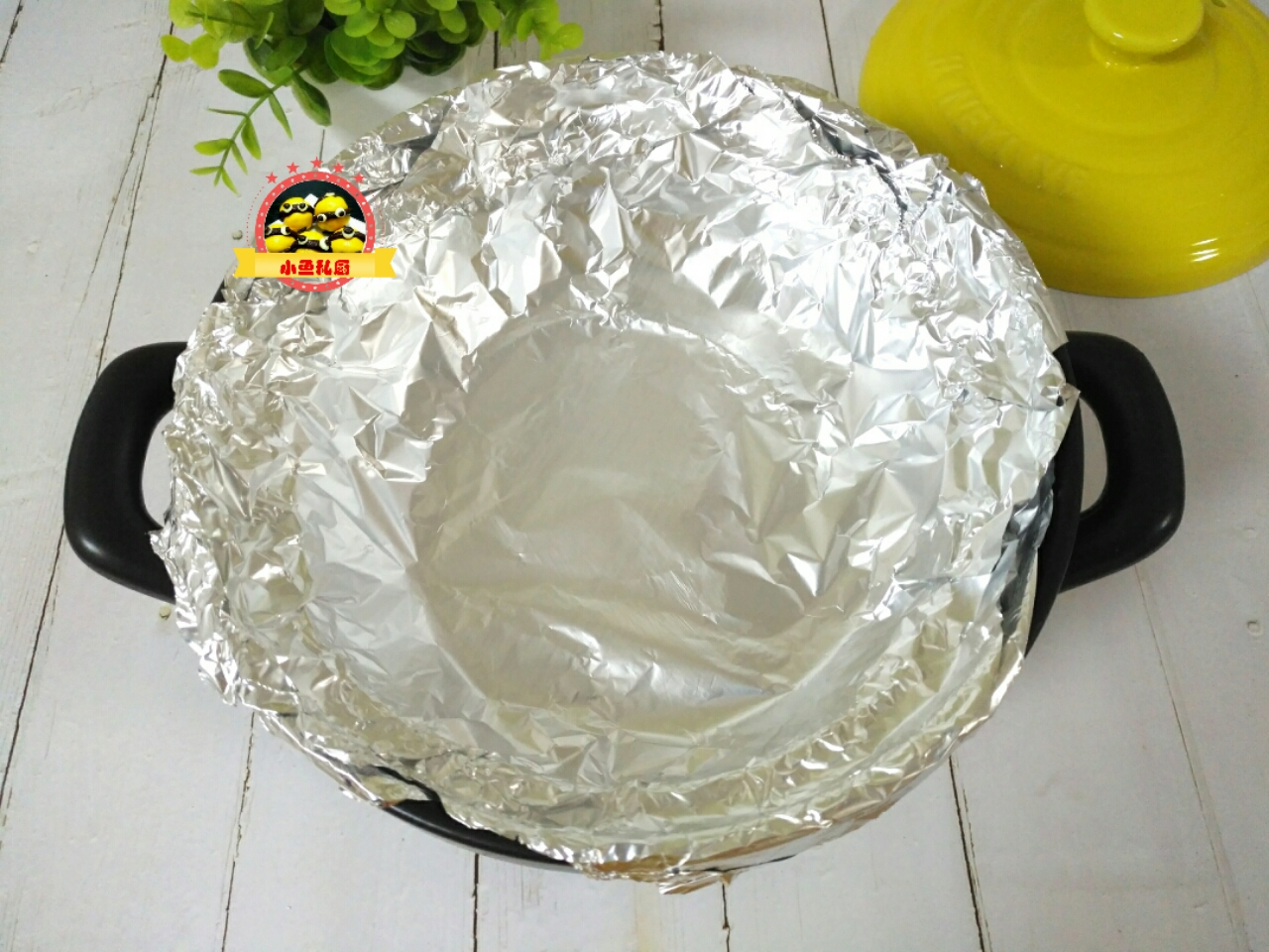 在家如何用砂锅烤红薯,烤红薯原来这么简单只用电饭煲