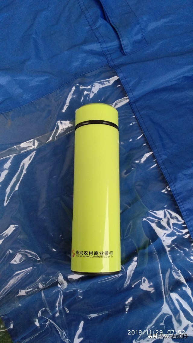 入冬第一次散步,冬训早上几点跑步开始