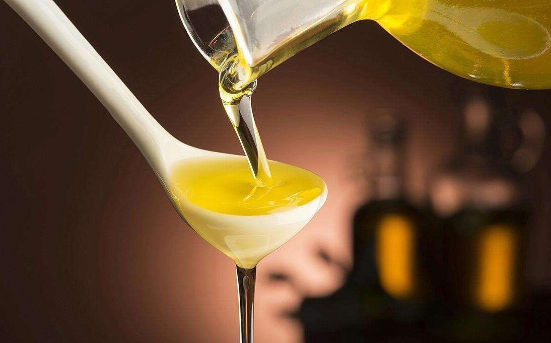 调和油和压榨油哪个好,泰安天下五谷调和油如何挑选