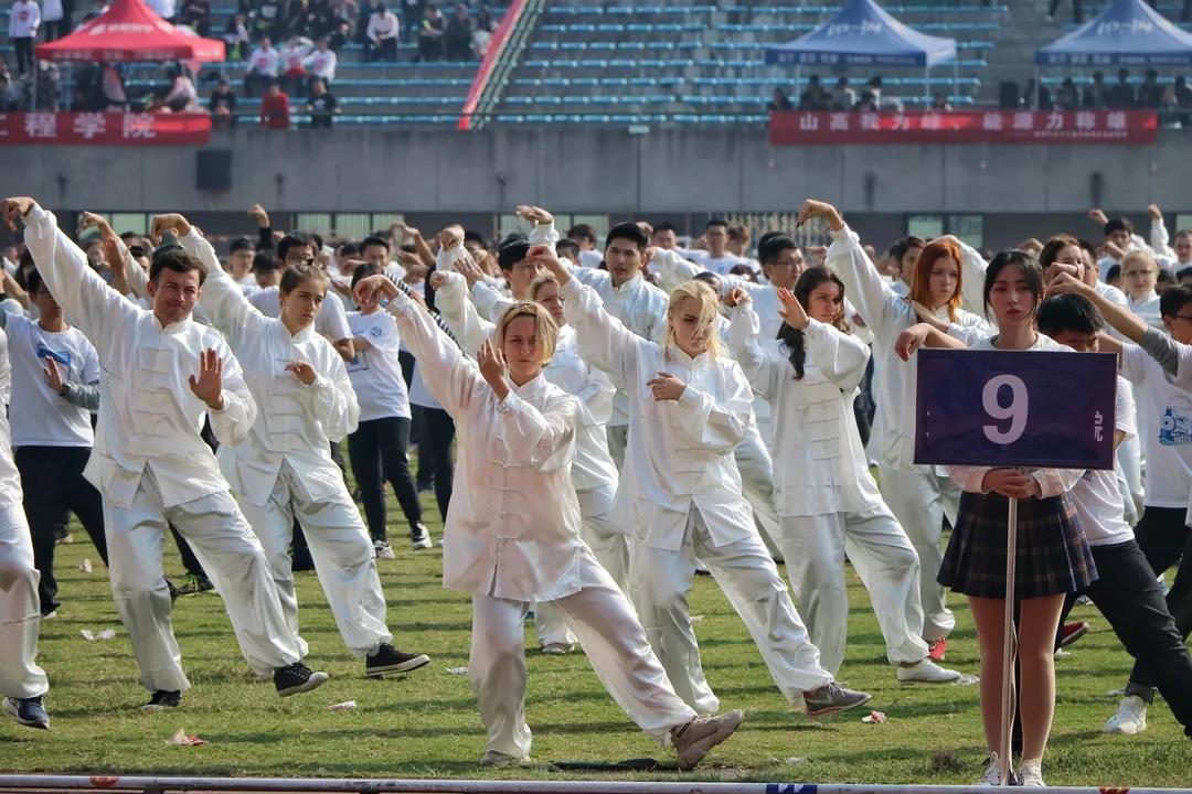 那些令人惊艳绝伦的情书,6行最惊艳的情书