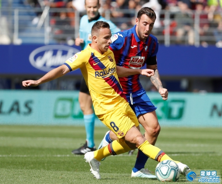 阿图尔拒绝踢欧冠,阿图尔为何会离开巴萨加盟尤文呢