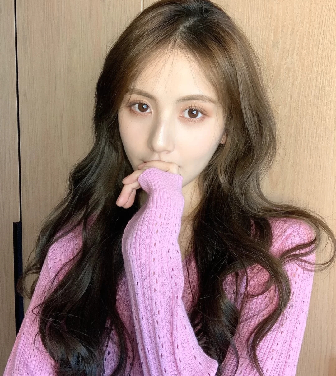 前额头发稀疏秃头适合什么发型,适合秃头少女的发型中长发