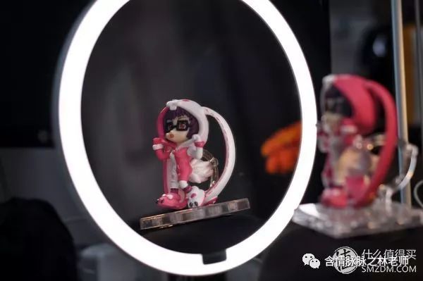 yeelight便携式美妆镜,yeelight手持式便携化妆镜