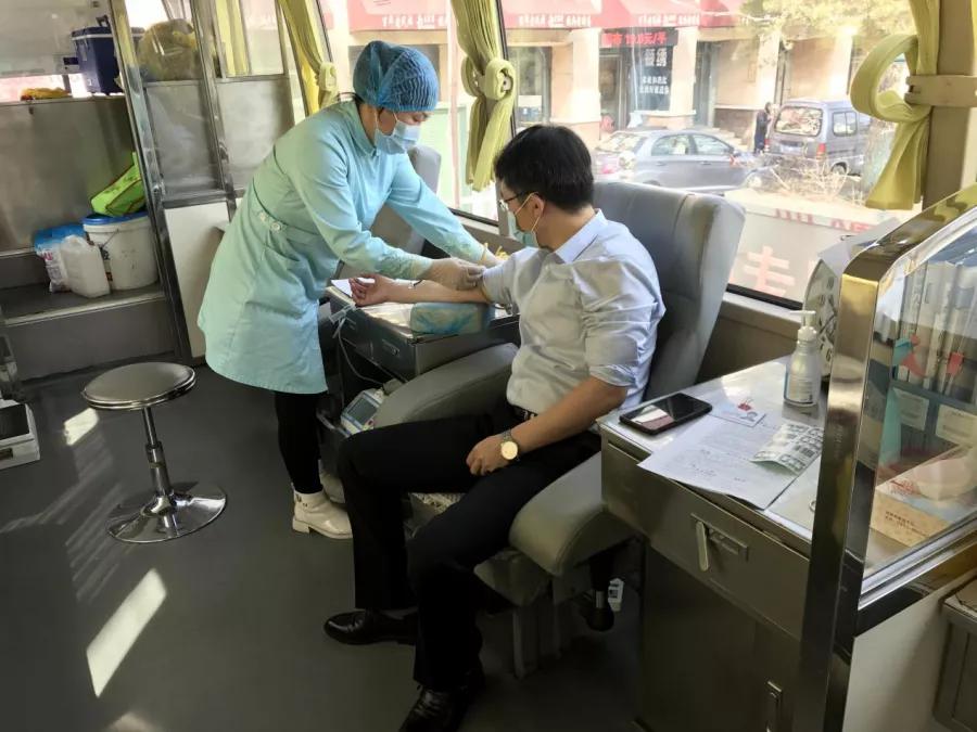 滴血润新生血浓情更浓