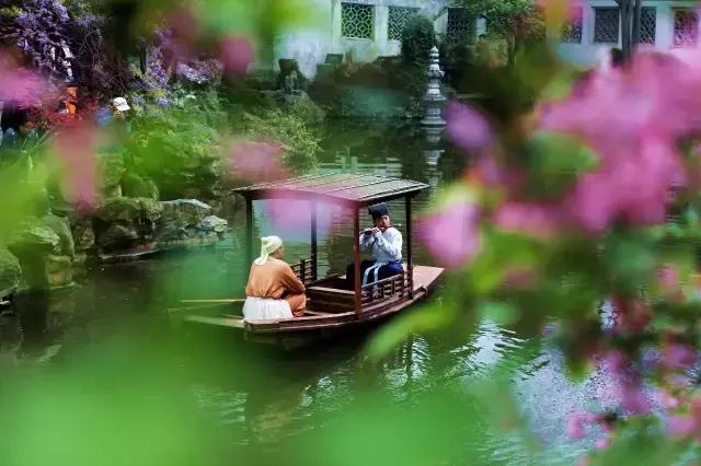 中国园林的诗情画意之美,虽由人作宛自天开的造园理念