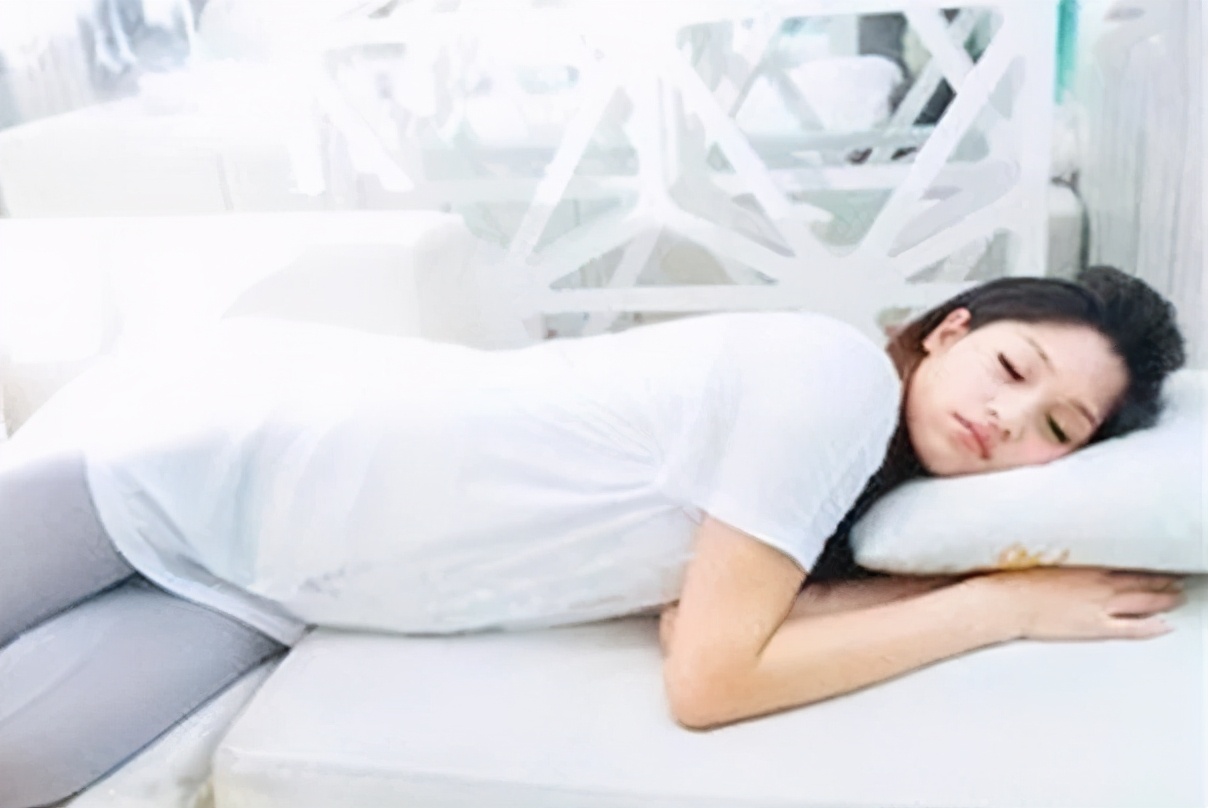 孕晚期难受就睡觉,孕晚期翻来覆去睡不着怎么办