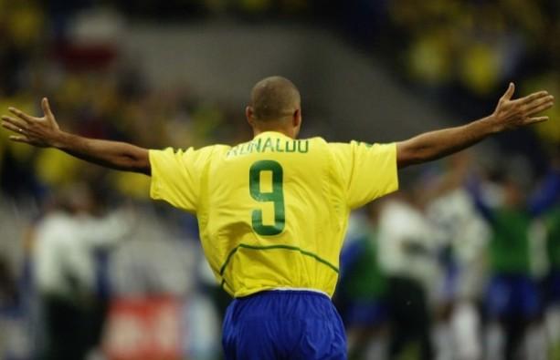 足球十大悲情英雄,足球十大退役催泪解说