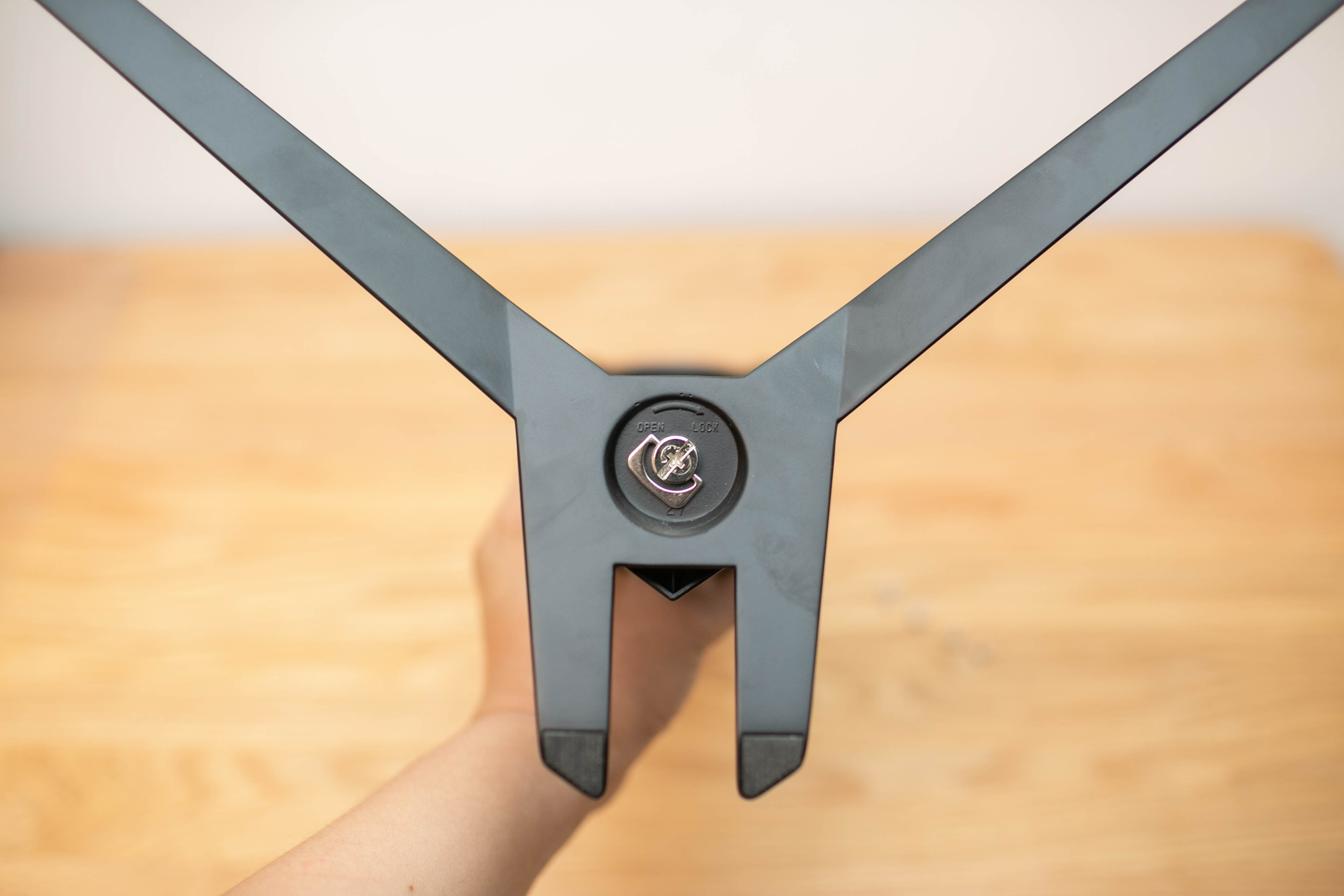 微星pag304cqr显示器测评,微星mag321qr显示器测评