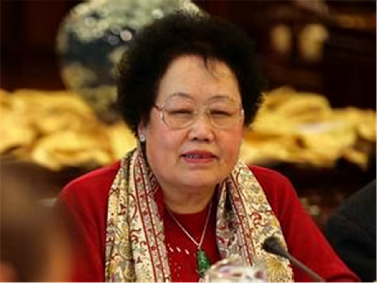 吃唐僧肉的中国女首富,讲一下陈丽华怎么吃到唐僧肉的