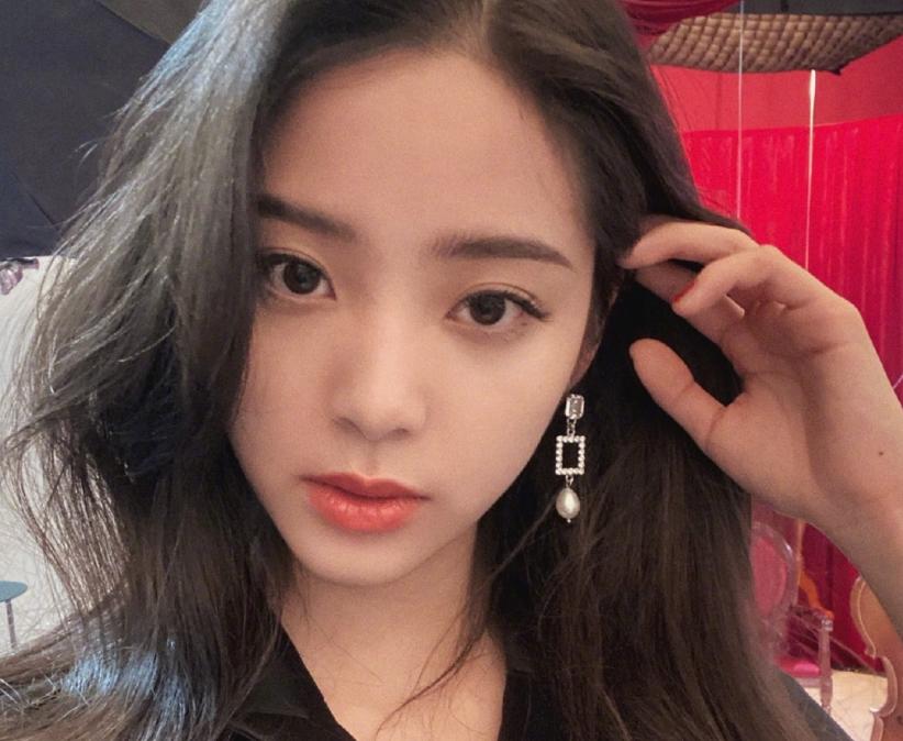 高以翔承认过女友bella吗,高以翔生前的女友bella