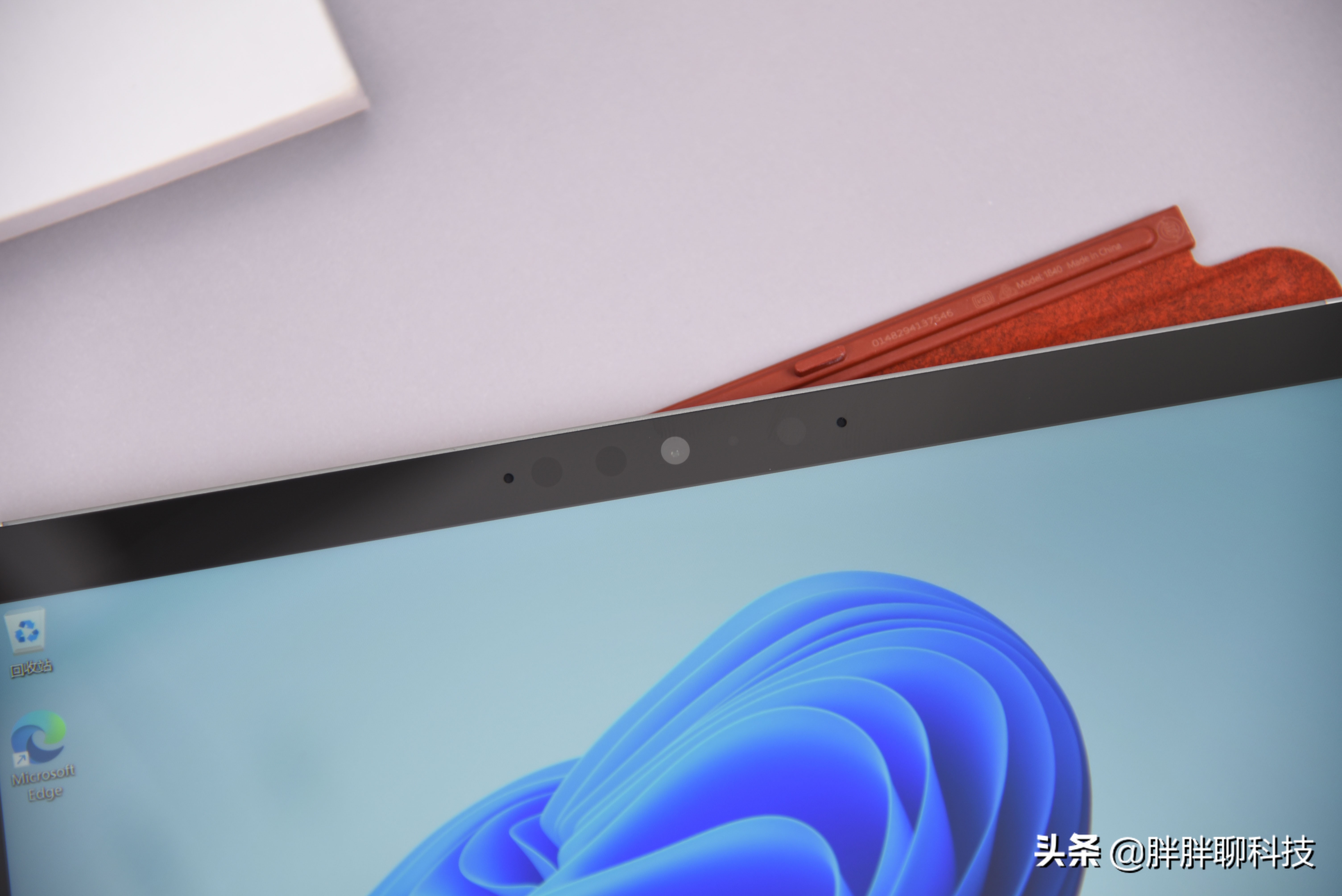 微软surfacego3视频,微软surfacego36500y触屏平板