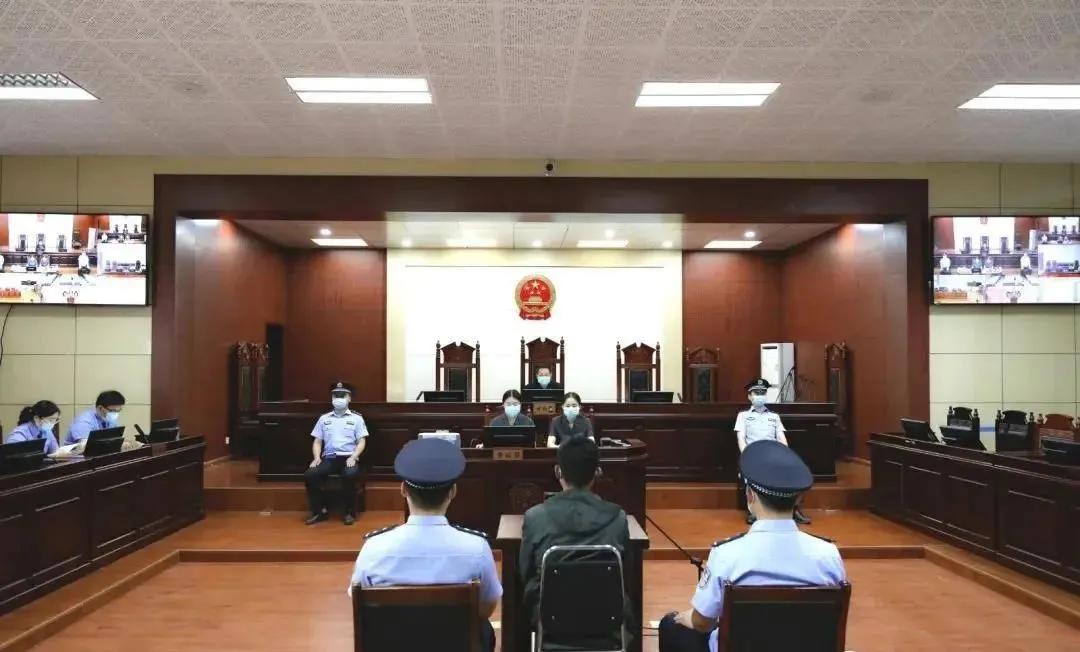 把人家车烧了会不会坐牢,烧毁自家车辆会判刑几年