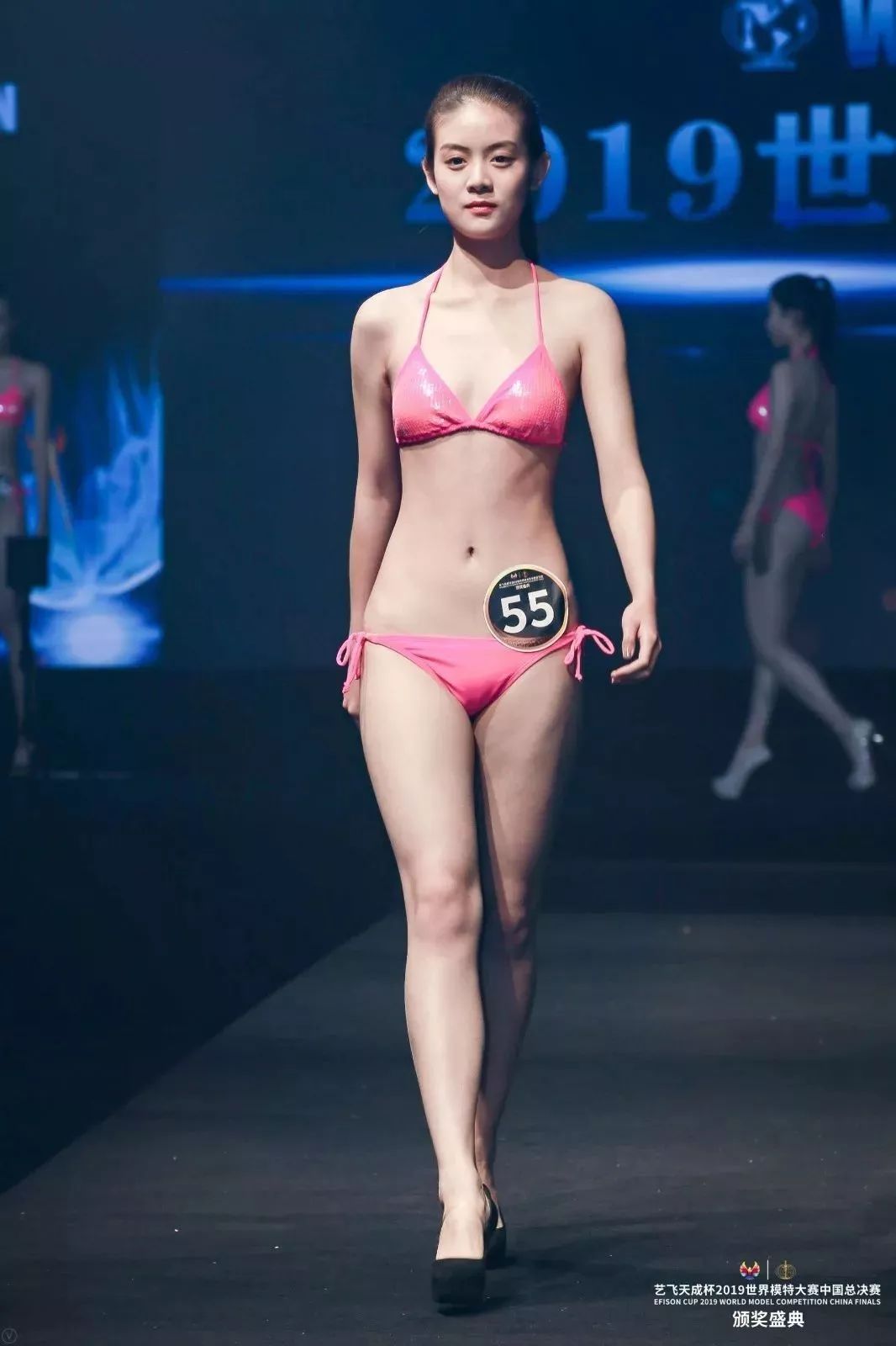 确认过眼神演唱会,确认过眼神小品年会