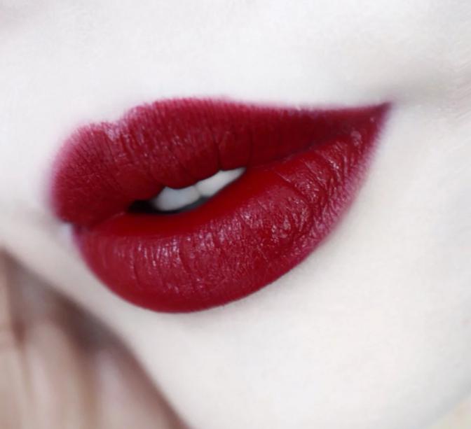 今年ysl唇釉哪款最火,ysl603唇釉显白吗