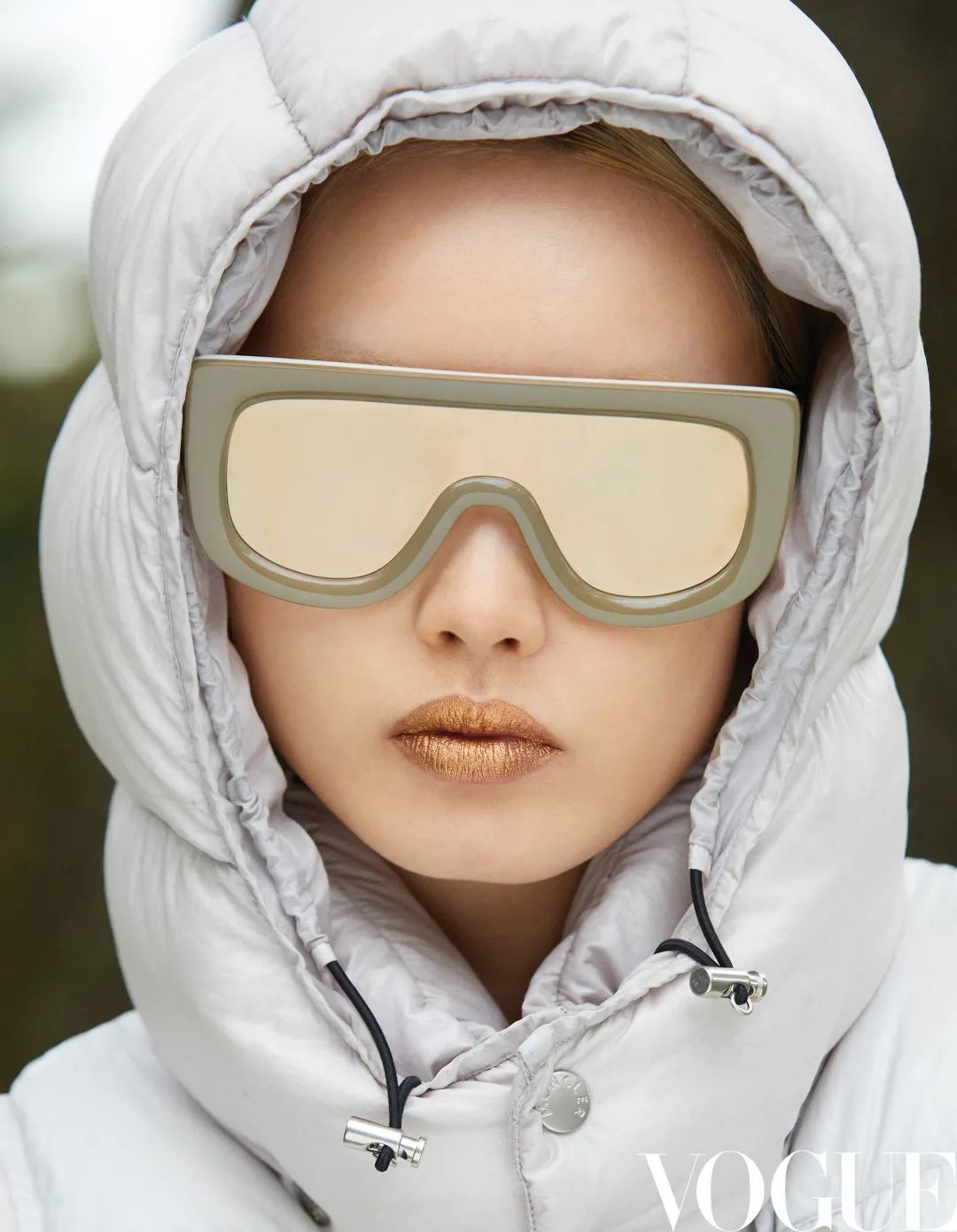 十二岁出道十五岁称霸时尚圈,凭美貌惊艳时尚圈的她