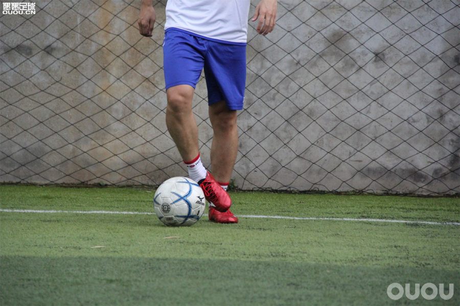 rebula足球鞋测评,日产足球鞋测评