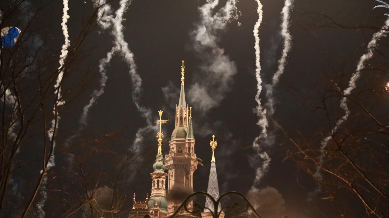 上海迪士尼跨年旅游,上海迪士尼与外滩旅游安排