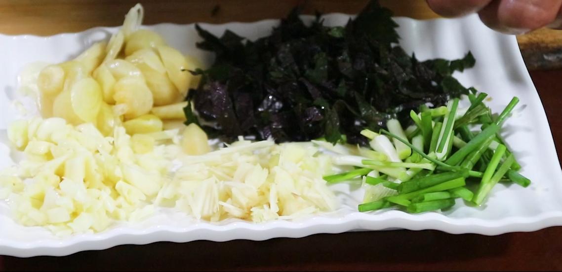 泥鳅最好吃家常做法大厨教你妙招,泥鳅配什么菜香辣入味好吃