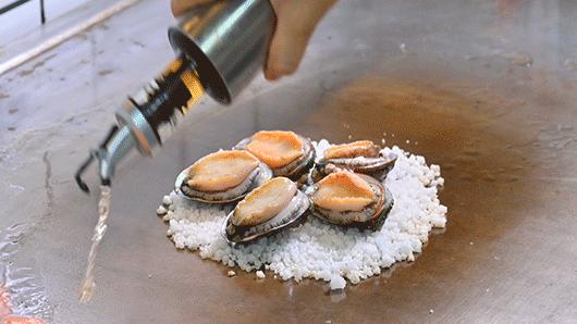 大渔铁板烧里的芝士扇贝,日式铁板烧芝士焗大虾