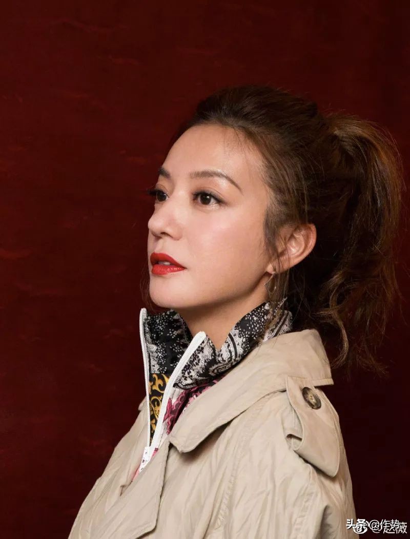 万年被嘲的赵薇口碑逆袭，她最近做对了什么？