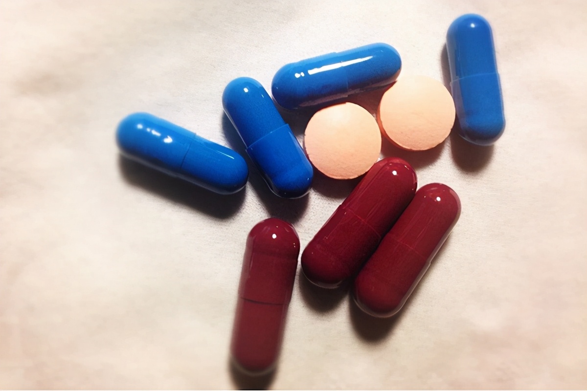 吃胃药一个星期没有好转,吃了一个月的胃药还不见好转