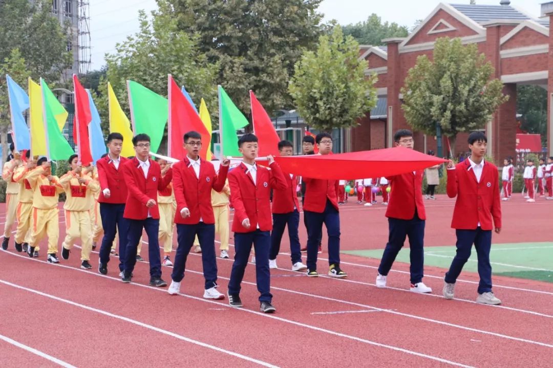 白沟盛华碧桂园中英文学校艺术节,盛华碧桂园中英文学校军训