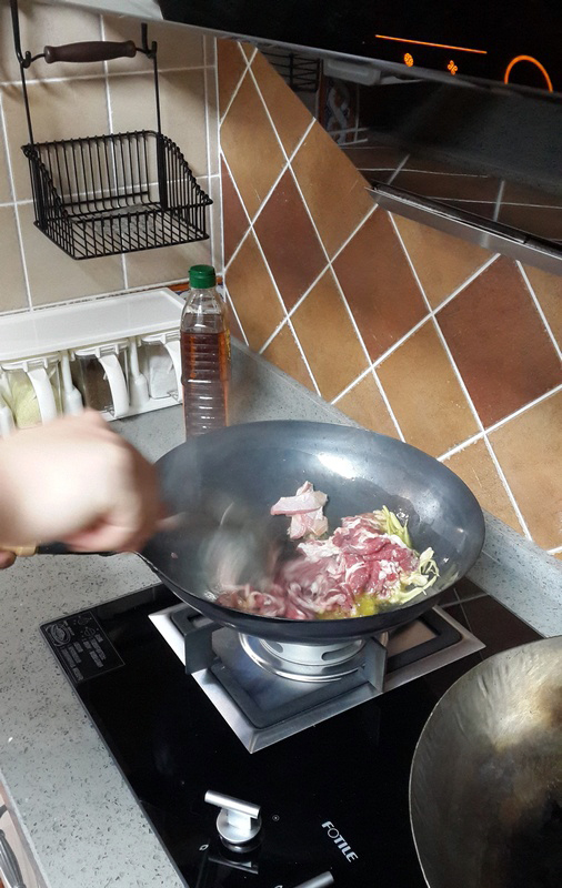 陈枝记和苏泊尔铁锅,山田锅好还是陈枝记好