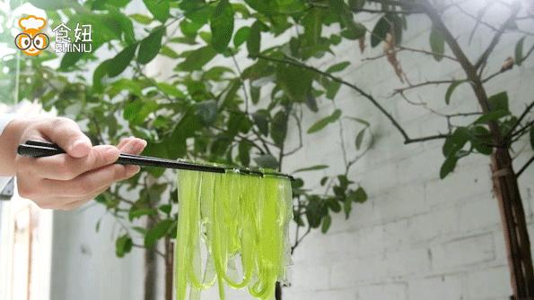 第一次用吸管嗦粉，挞柠「东南亚柠檬茶」好会玩